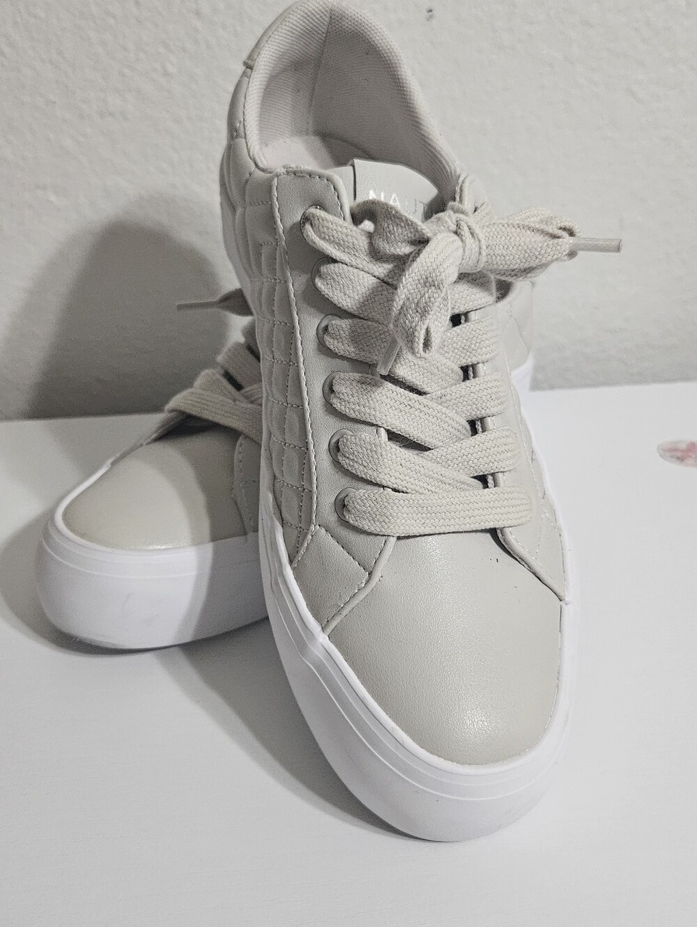 Nautica Women's Light Gray Lace-Up Platform Sneakers